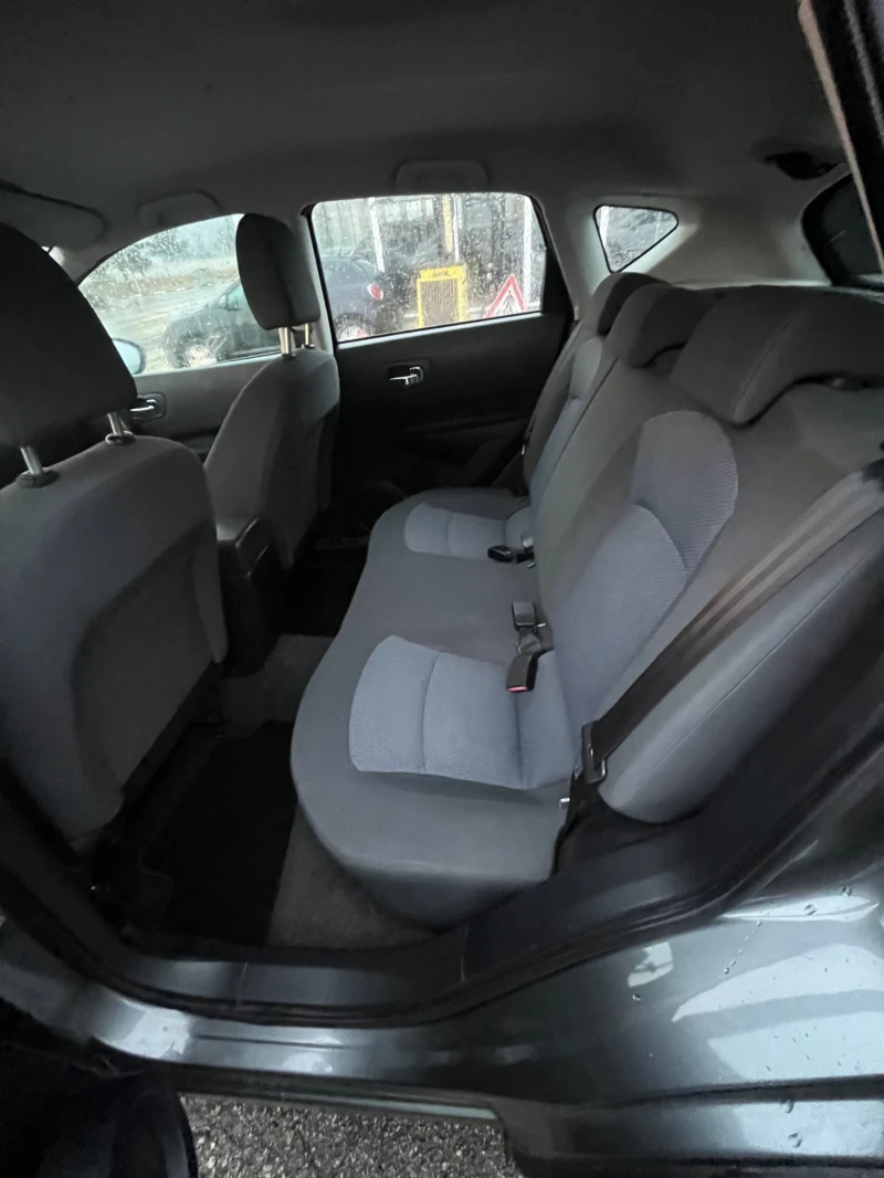 Nissan Qashqai 1.5DCI, снимка 10 - Автомобили и джипове - 48773383