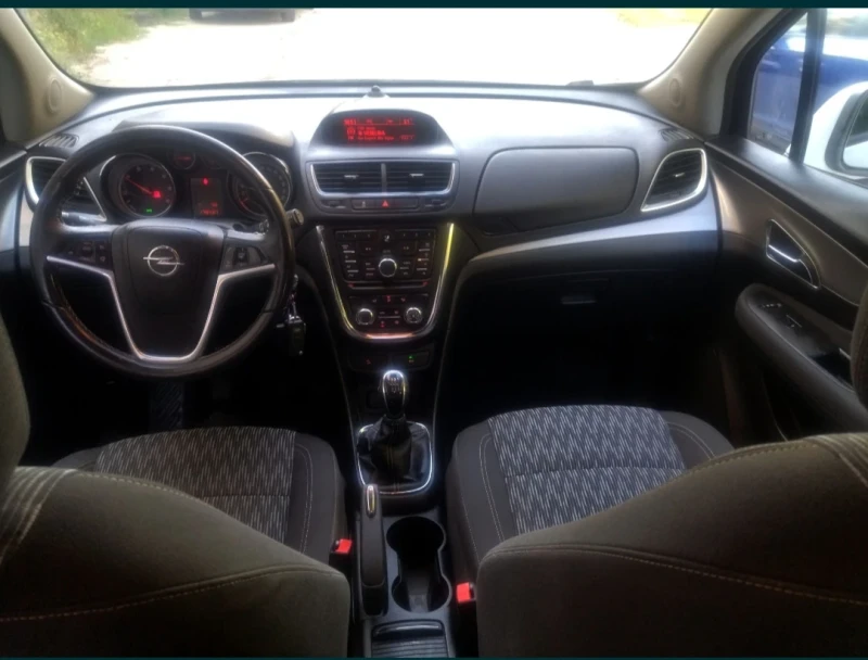 Opel Mokka 1.7 ekoflex, снимка 6 - Автомобили и джипове - 48853667