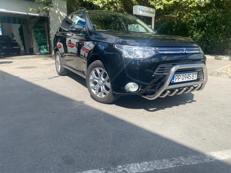 Mitsubishi Outlander, снимка 2 - Автомобили и джипове - 52878145