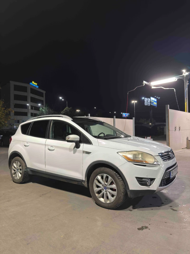 Ford Kuga 4x4 Titanium, снимка 2 - Автомобили и джипове - 52620758