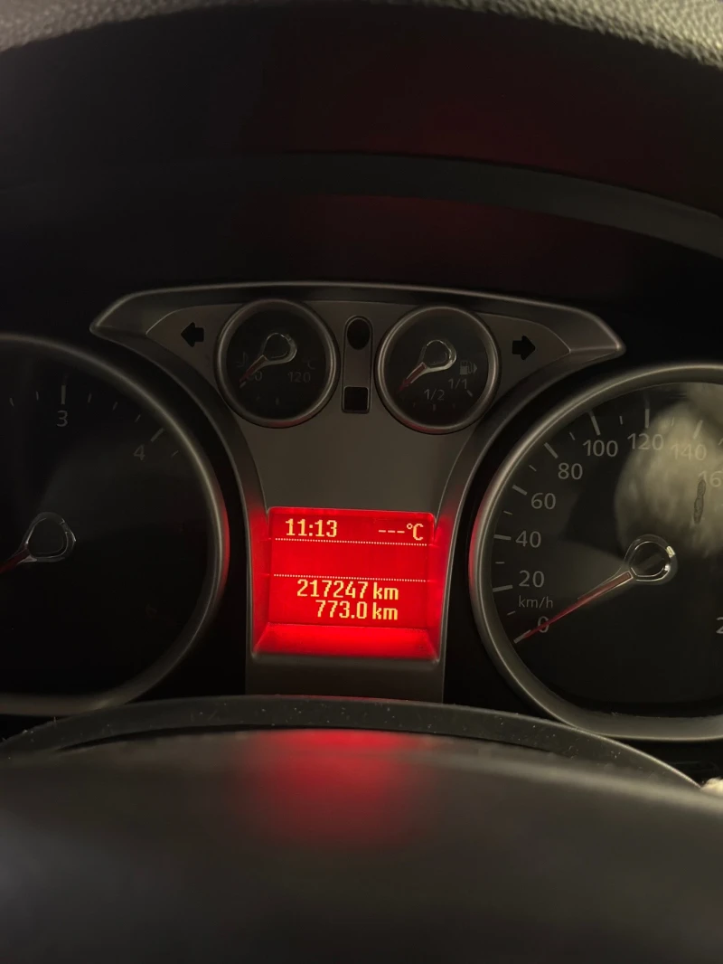 Ford Kuga 4x4 Titanium, снимка 5 - Автомобили и джипове - 52620758