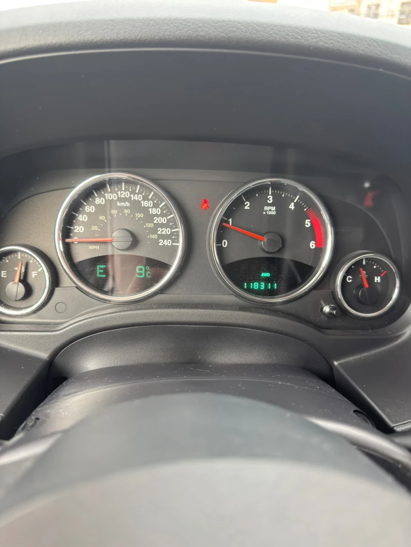 Jeep Compass 2.2CDI * * LIMITED* * , снимка 8 - Автомобили и джипове - 53222049