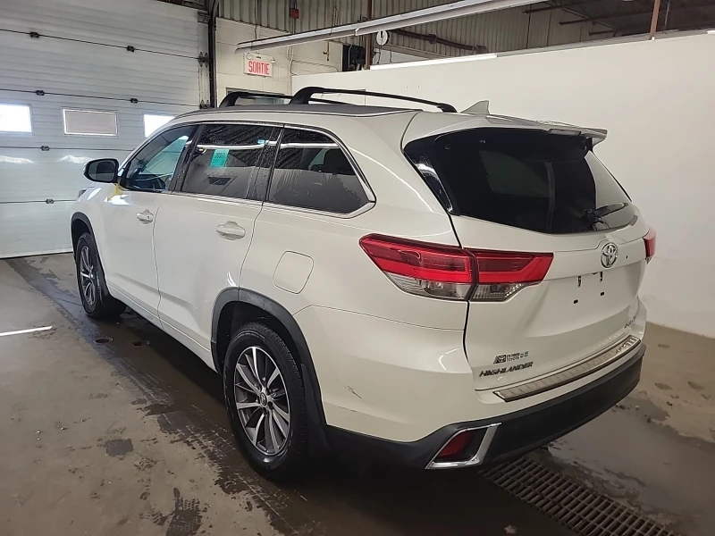 Toyota Highlander XLE * * CARFAX * * АВТО КРЕДИТ * * , снимка 6 - Автомобили и джипове - 53345163