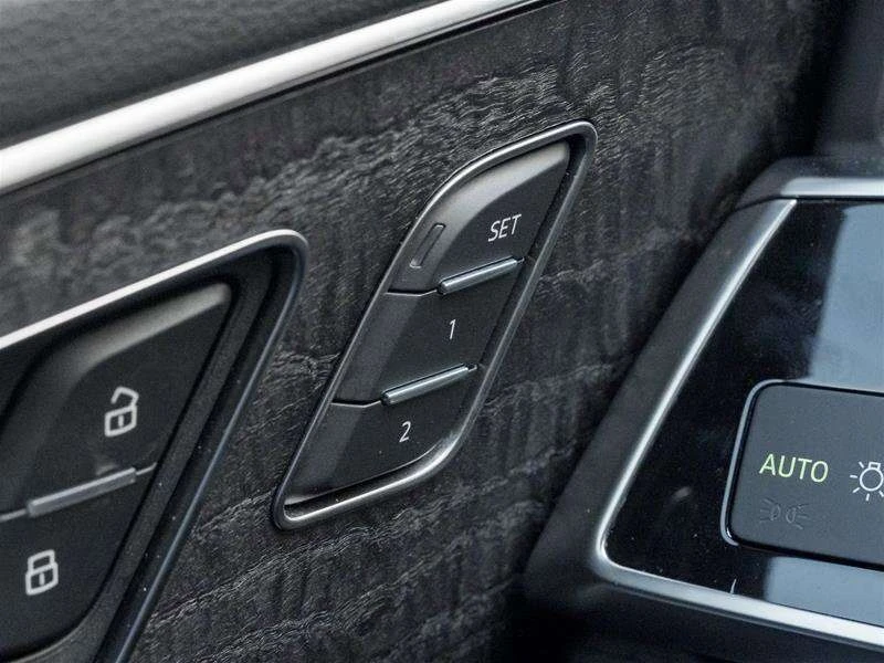 Audi Q8 2024 quattro Progressiv * CARFAX * БЕЗ ПЪРВОНАЧАЛН, снимка 13 - Автомобили и джипове - 53191782