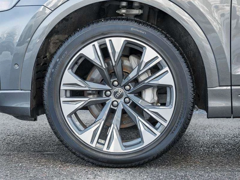 Audi Q8 2024 quattro Progressiv * CARFAX * БЕЗ ПЪРВОНАЧАЛН - изображение 4