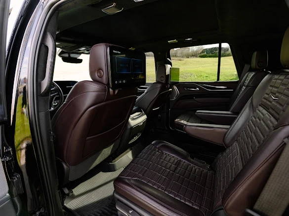 Cadillac Escalade  - изображение 2