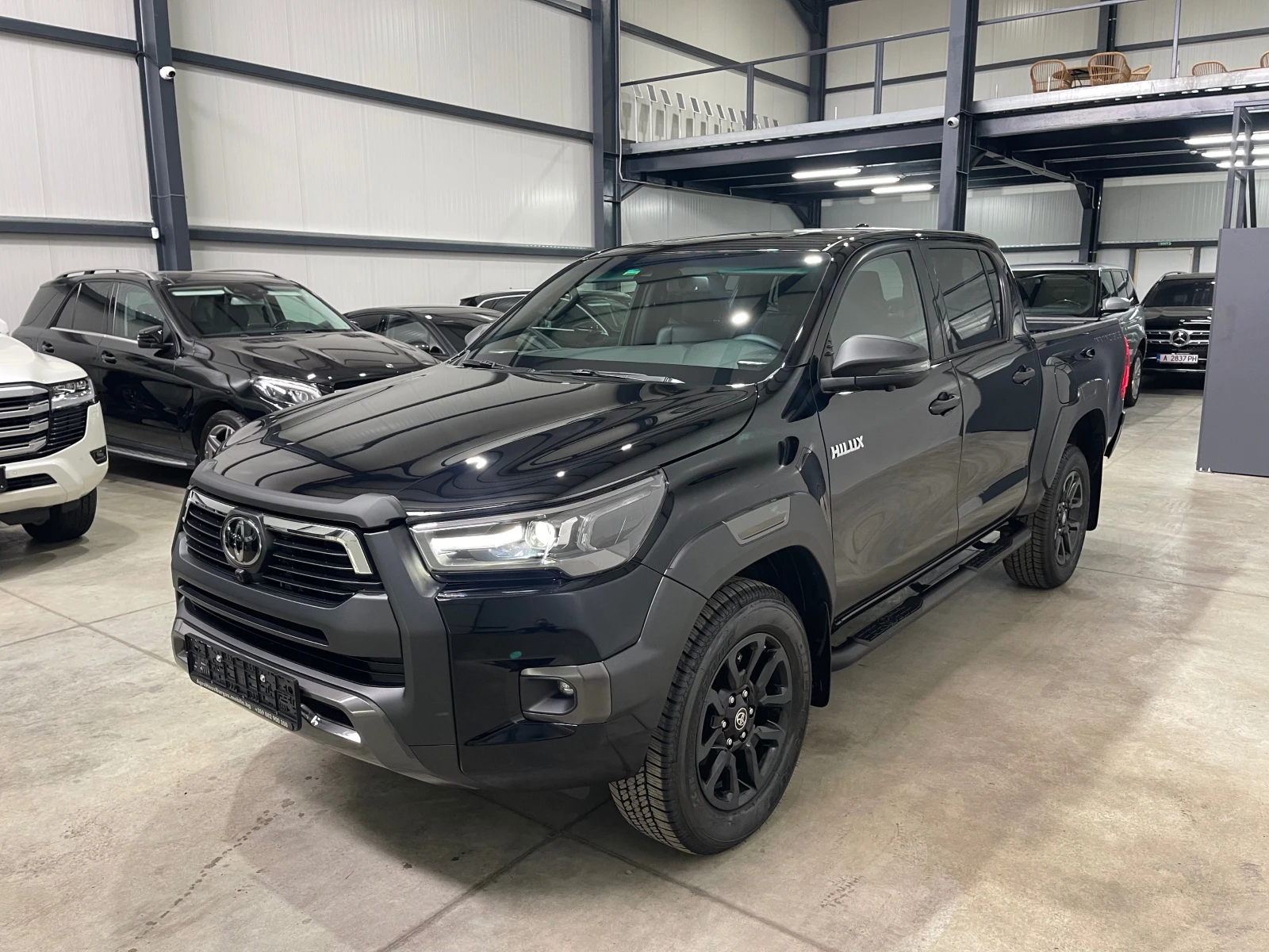 Toyota Hilux FACELIFT 2025 INVINCIBLE 2.8 D4D ЛИЗИНГ - изображение 3