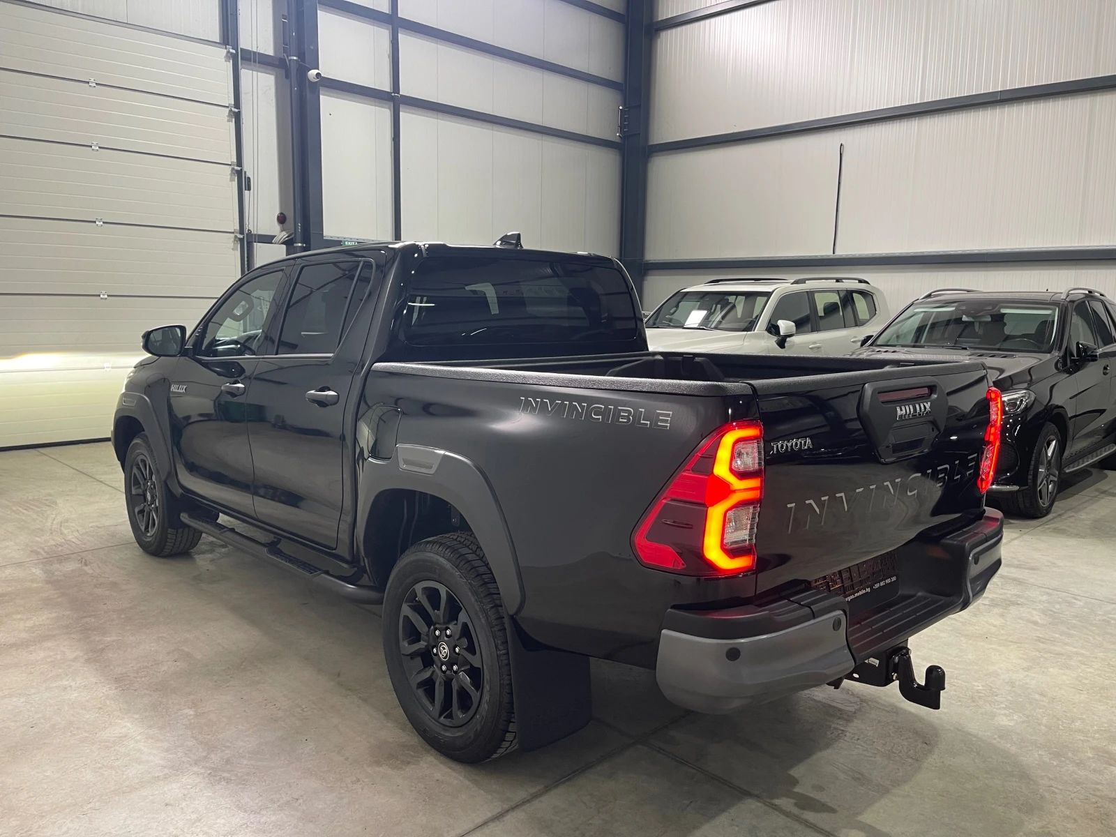 Toyota Hilux FACELIFT 2025 INVINCIBLE 2.8 D4D ЛИЗИНГ - изображение 4