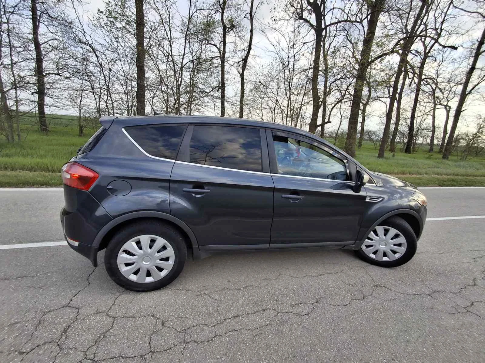 Ford Kuga  - изображение 5