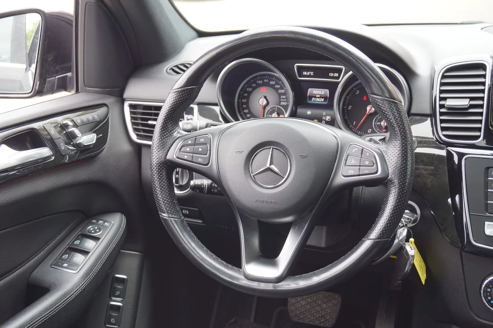 Mercedes-Benz GLE 350 d AMG 4M AIRMATIC 360  Обдухв ПЕЧКА Distr #iCarbg - изображение 8
