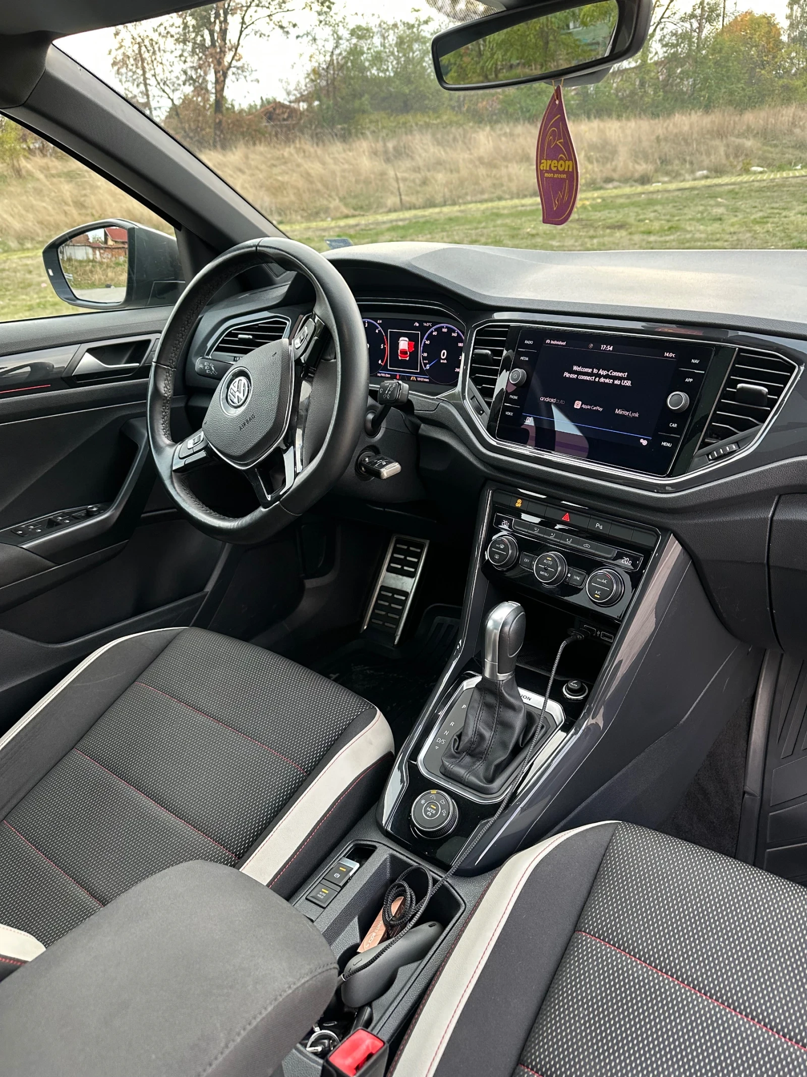 VW T-Roc 2.0 TDI - изображение 5