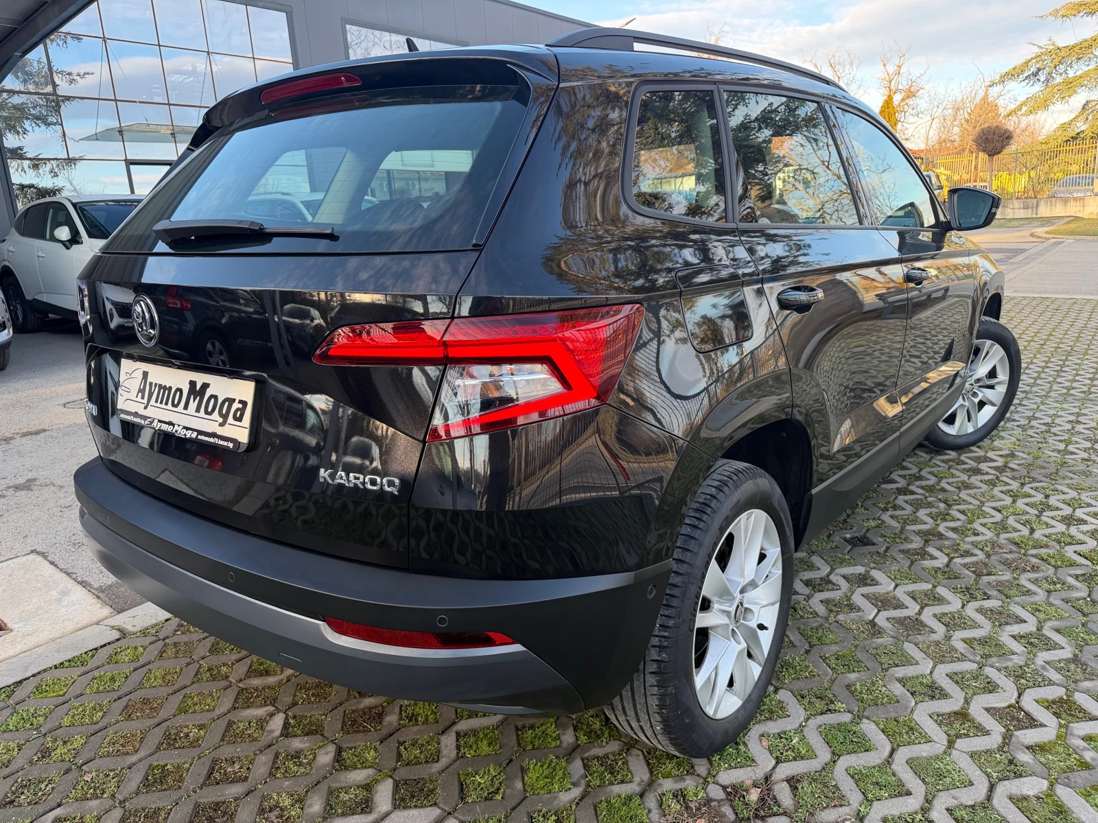 Skoda Karoq 1.6 TDI AVT LED KAMERA - изображение 4