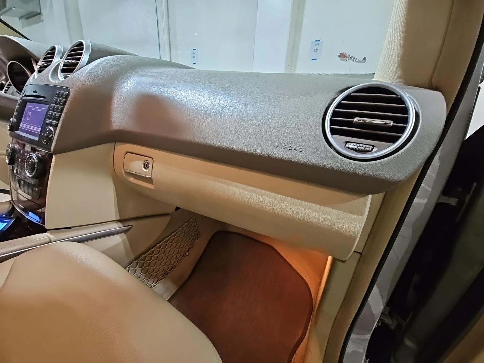 Mercedes-Benz ML 500 AMG* PACK* 5.5* V8* HARMON* KARDON* ПОДГРЕВ* КЕЙЛЕ - изображение 8