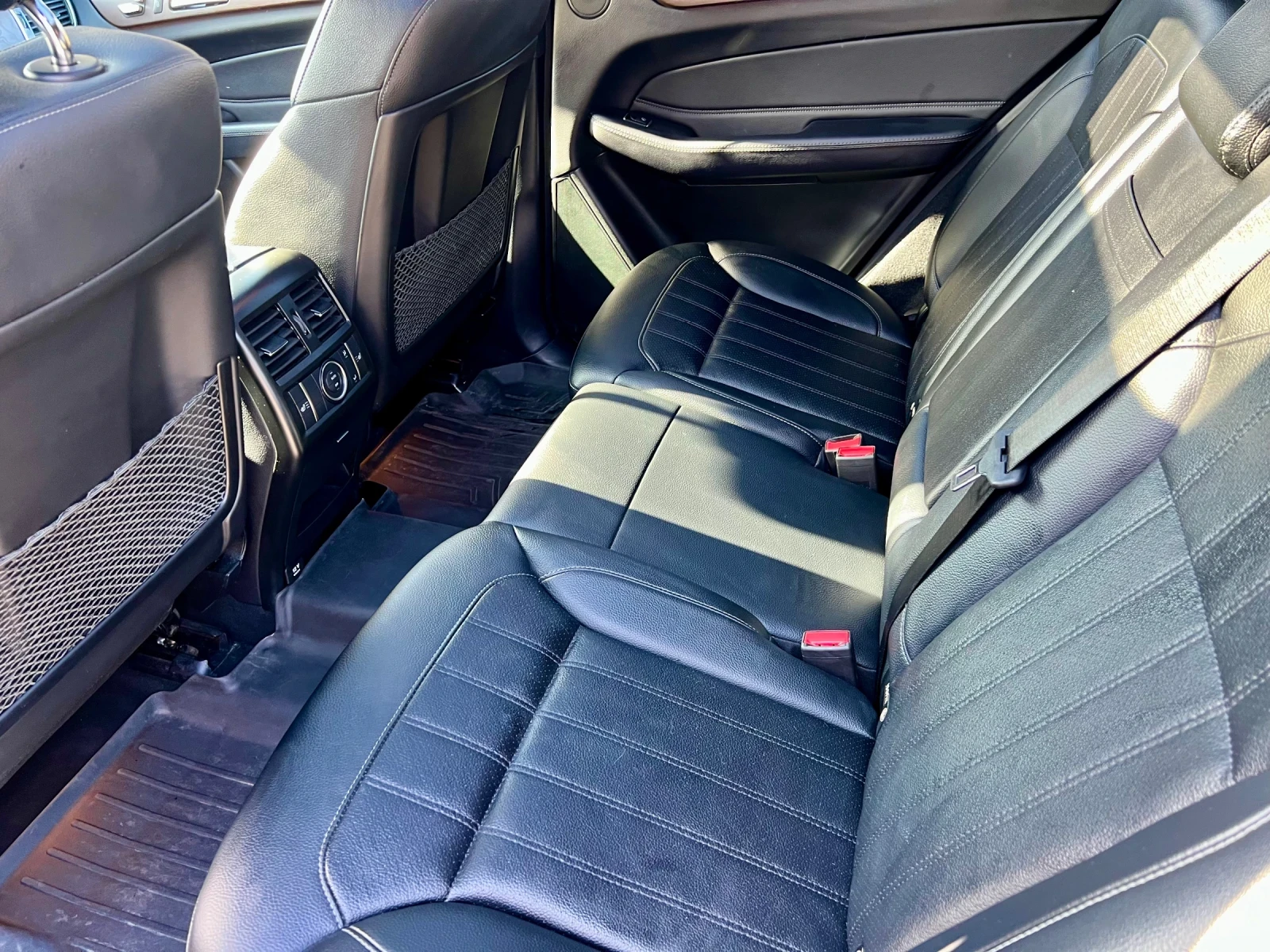 Mercedes-Benz GLE 400 AMG 4MATIC, снимка 10 - Автомобили и джипове - 54173870