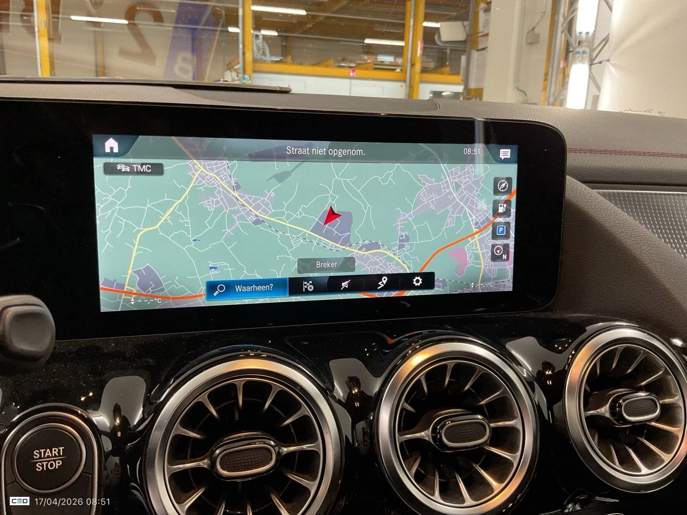 Mercedes-Benz EQA 250 AMG Line, снимка 8 - Автомобили и джипове - 54356374