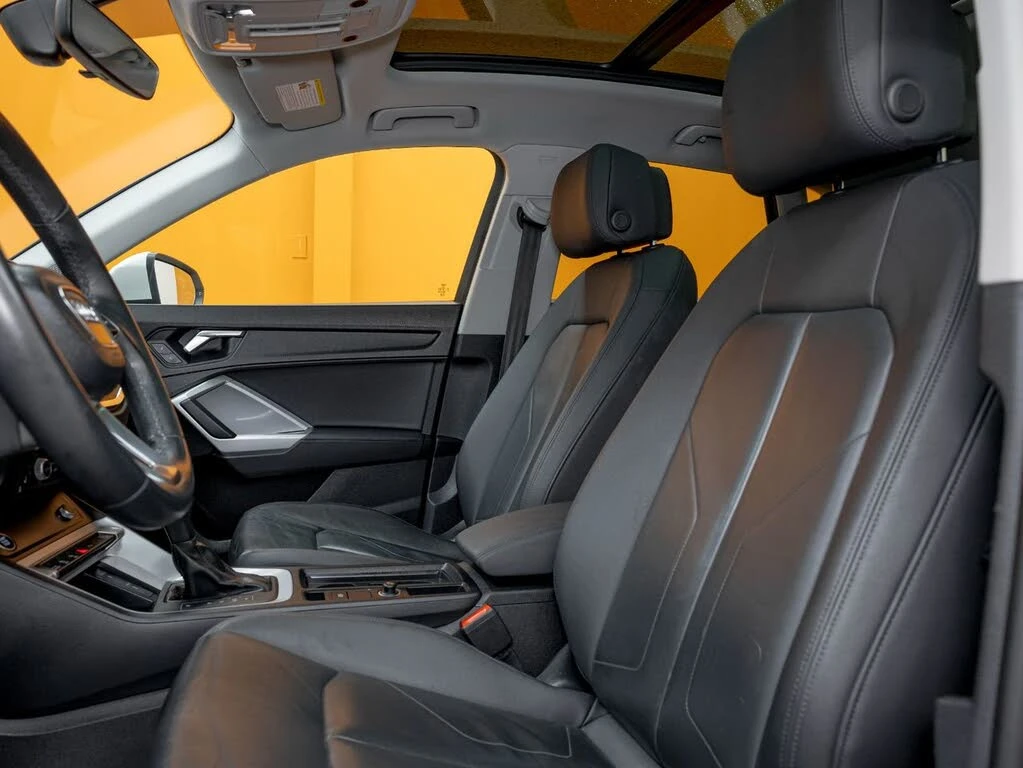 Audi Q3 MATRIX* 45TFSI* ПОДГРЕВ* КАМЕРА* ПАНОРАМА* , снимка 12 - Автомобили и джипове - 55304271