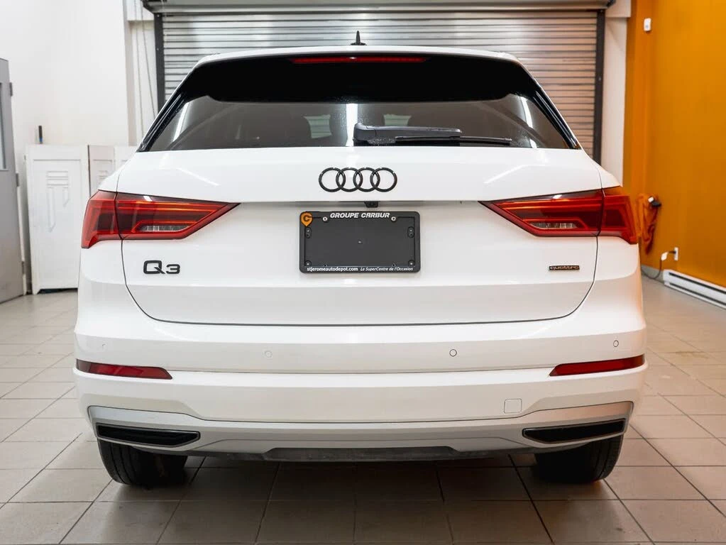 Audi Q3 MATRIX* 45TFSI* ПОДГРЕВ* КАМЕРА* ПАНОРАМА* , снимка 6 - Автомобили и джипове - 55304271