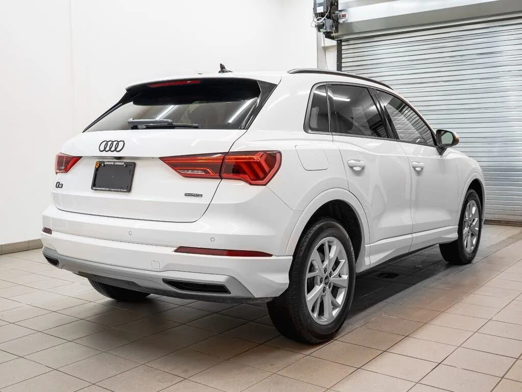 Audi Q3 MATRIX* 45TFSI* ПОДГРЕВ* КАМЕРА* ПАНОРАМА* , снимка 2 - Автомобили и джипове - 55304271