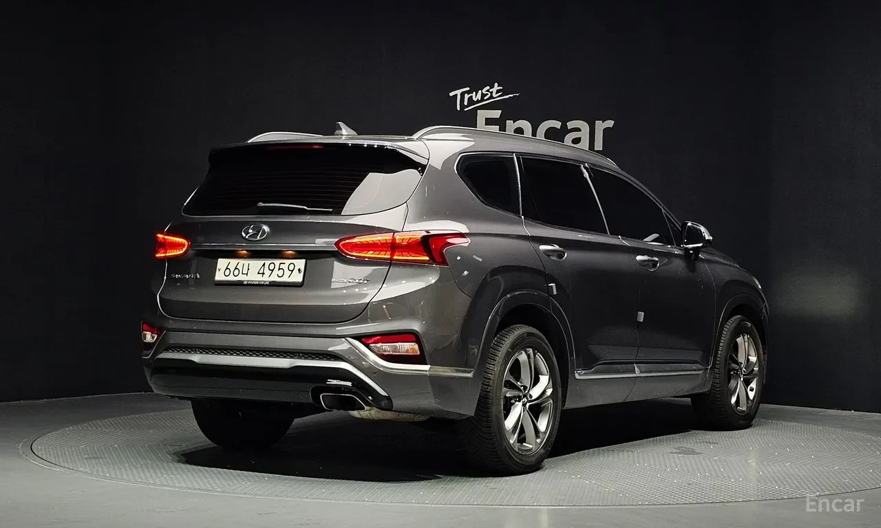 Hyundai Santa fe AWD* ОБДУХ* HUD* 360* PANO* 7Местна* , снимка 2 - Автомобили и джипове - 55563876