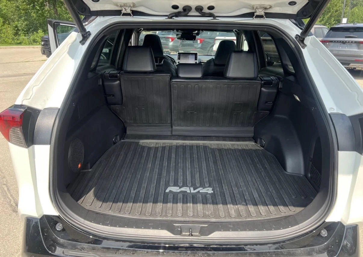 Toyota Rav4 Hybrid XSE * AWD * 360 Camera * , снимка 13 - Автомобили и джипове - 55619201