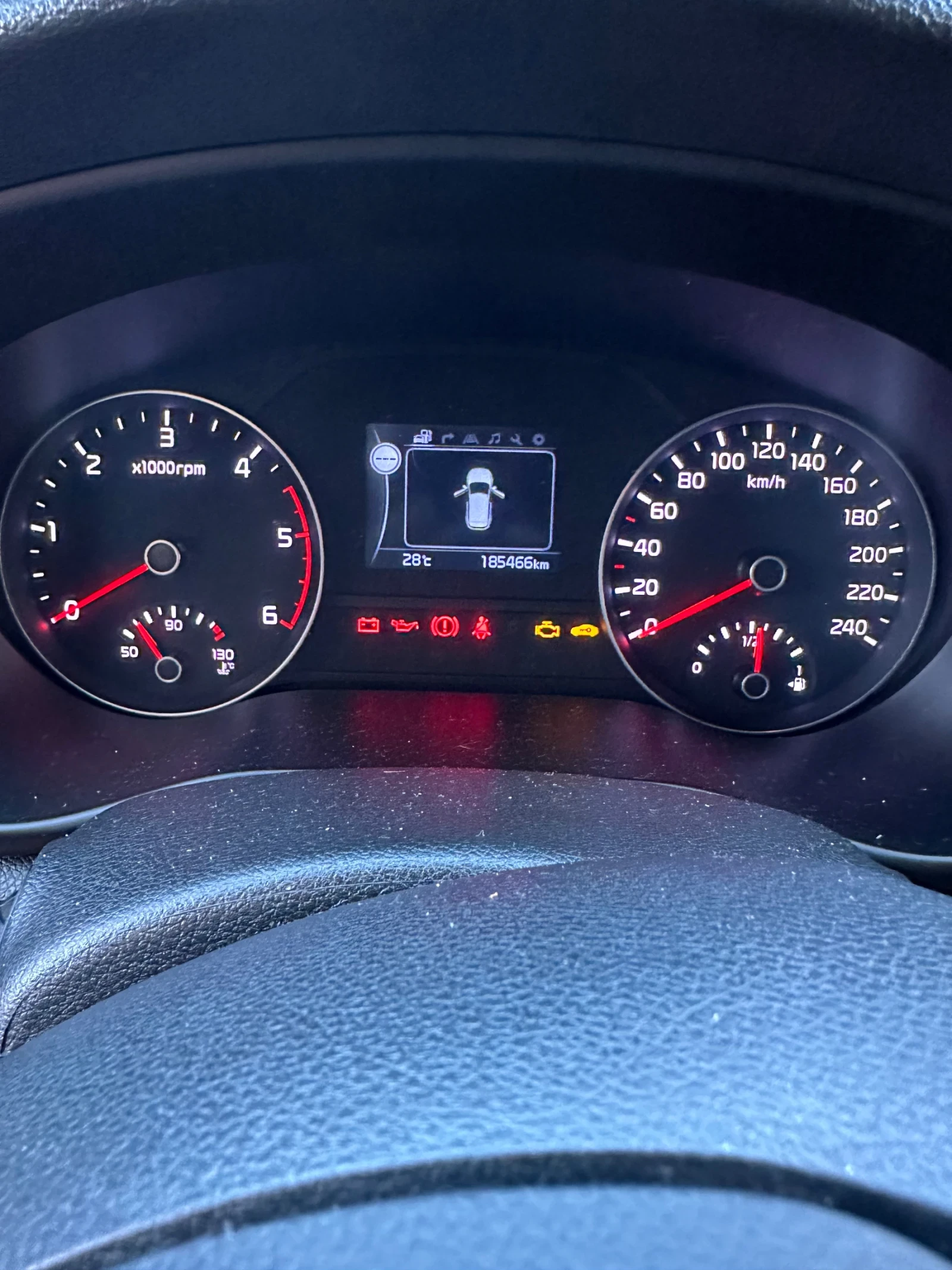Kia Sportage, снимка 8 - Автомобили и джипове - 56078732