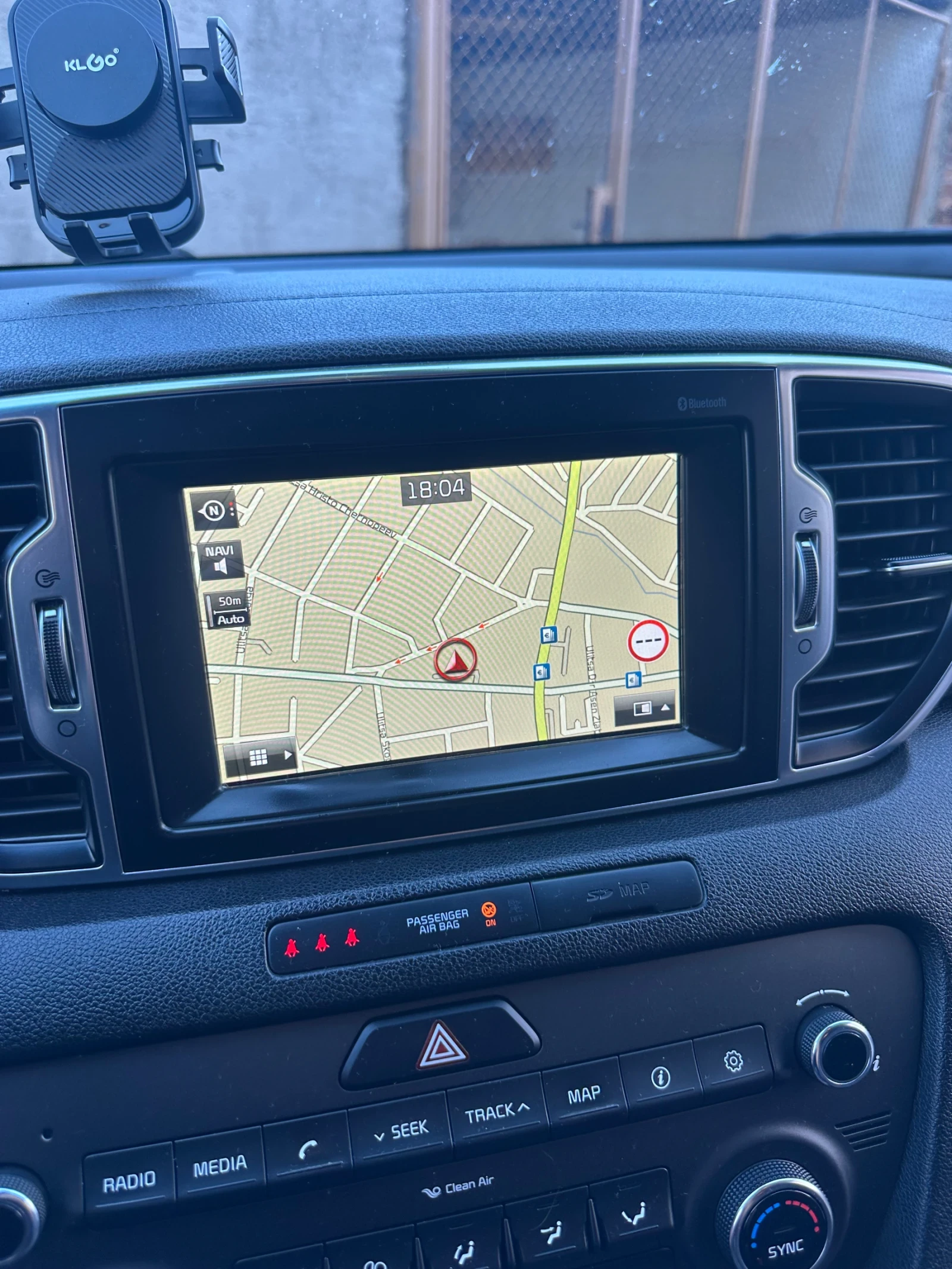 Kia Sportage, снимка 9 - Автомобили и джипове - 56078732