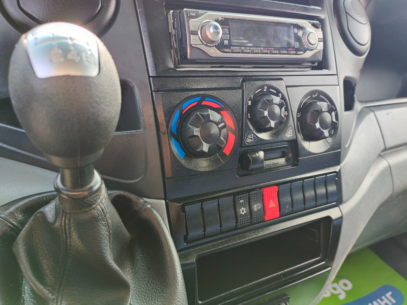 Iveco 35c15 3.0 Diesel Климатик , снимка 16 - Бусове и автобуси - 39962735