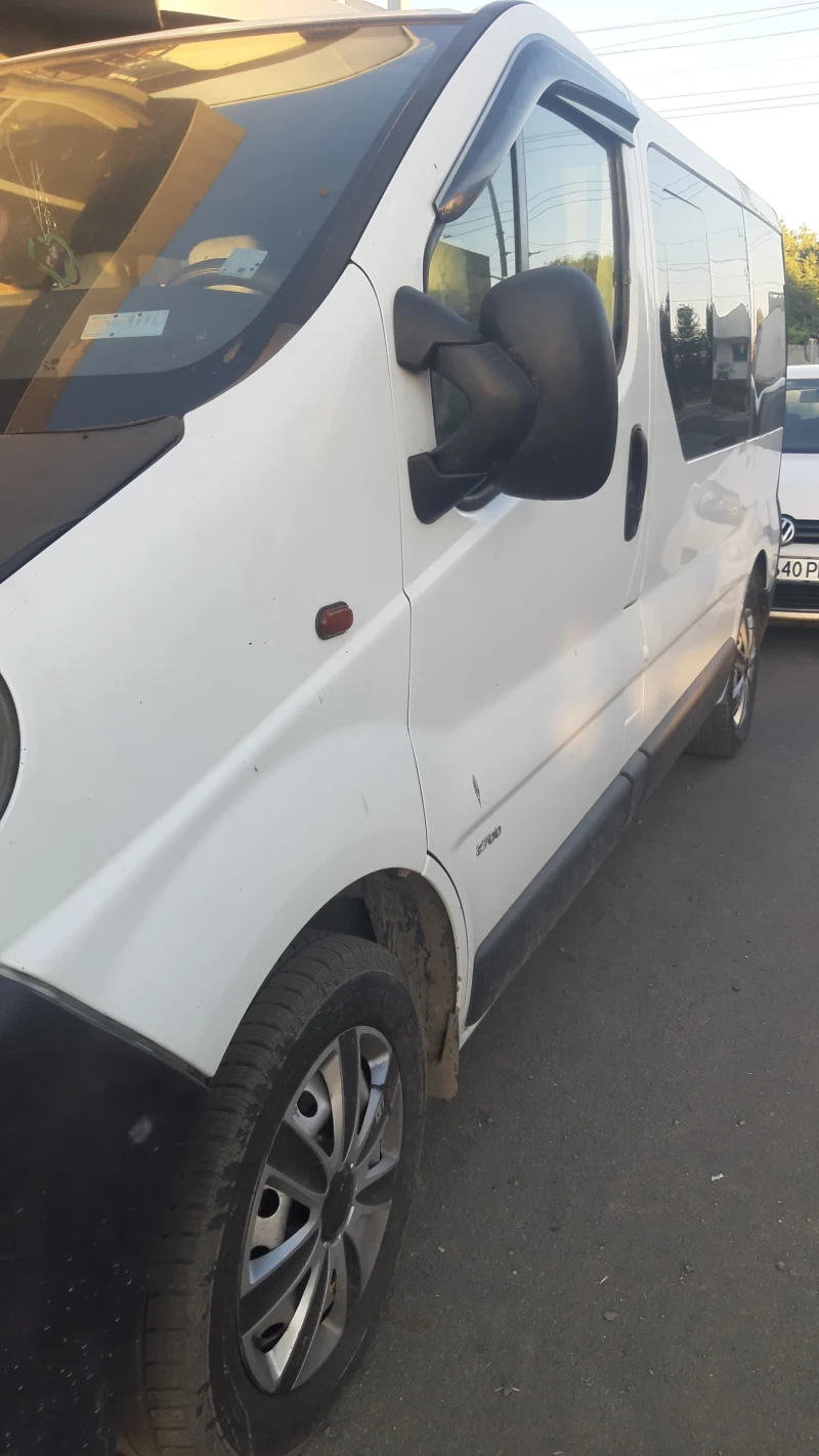 Opel Vivaro 1.9, снимка 2 - Бусове и автобуси - 47596930