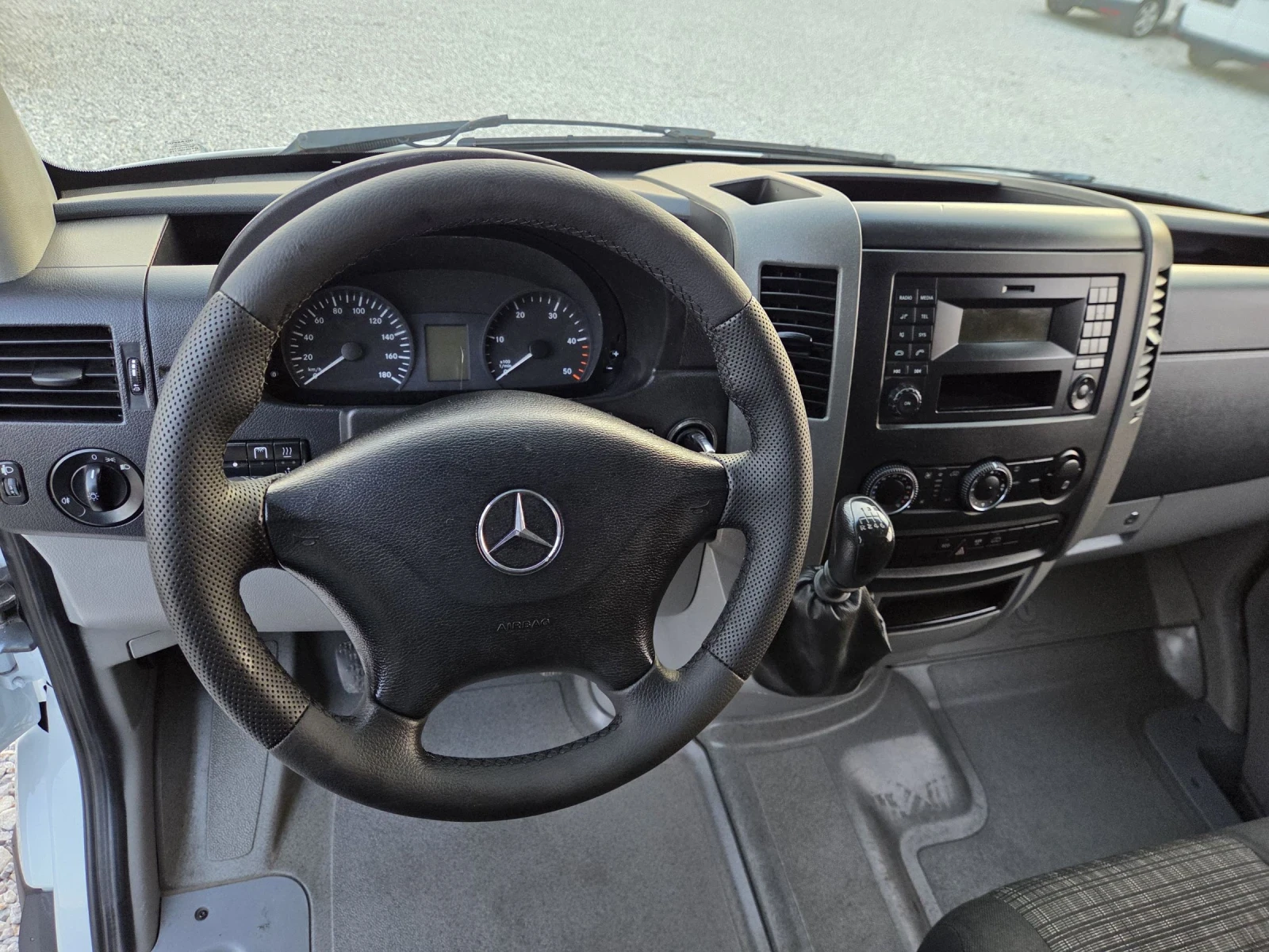 Mercedes-Benz Sprinter 316 CDI, Климатик, Евро 6, П.борд, Две странични врати, снимка 10 - Бусове и автобуси - 53710834