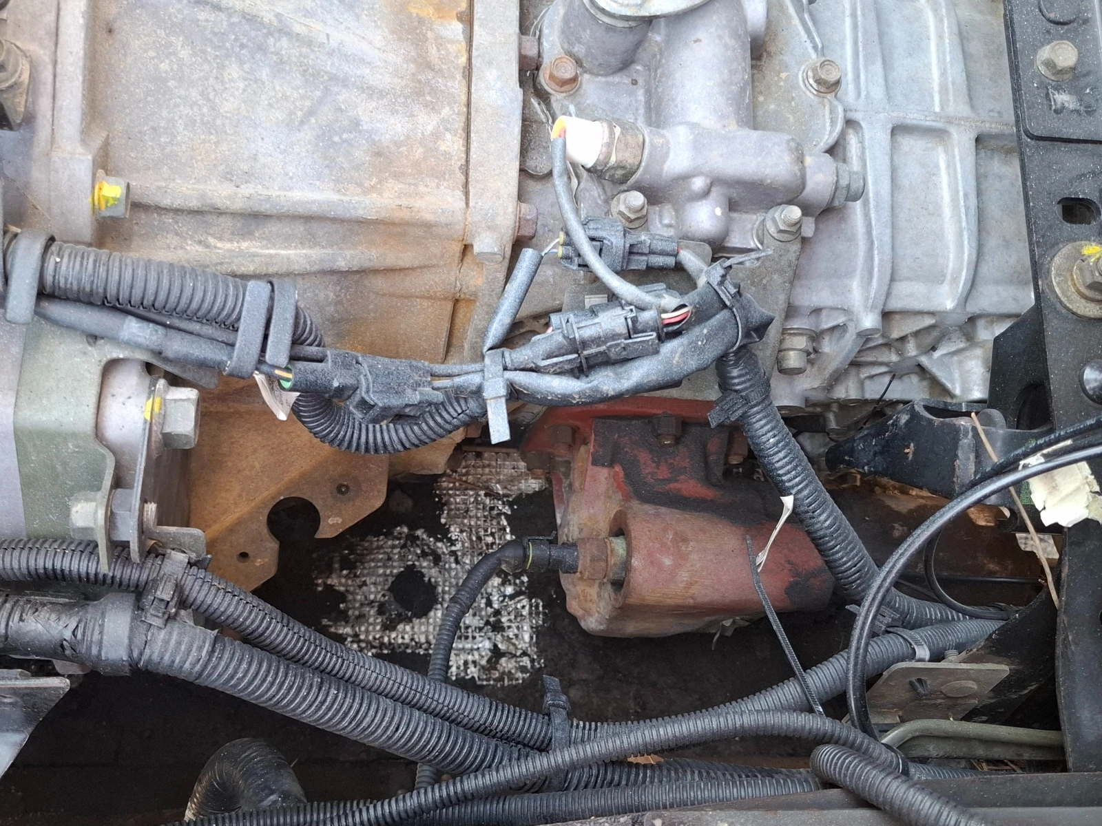 Isuzu Campo Самосвал 3.0 TDI, снимка 12 - Бусове и автобуси - 54099679