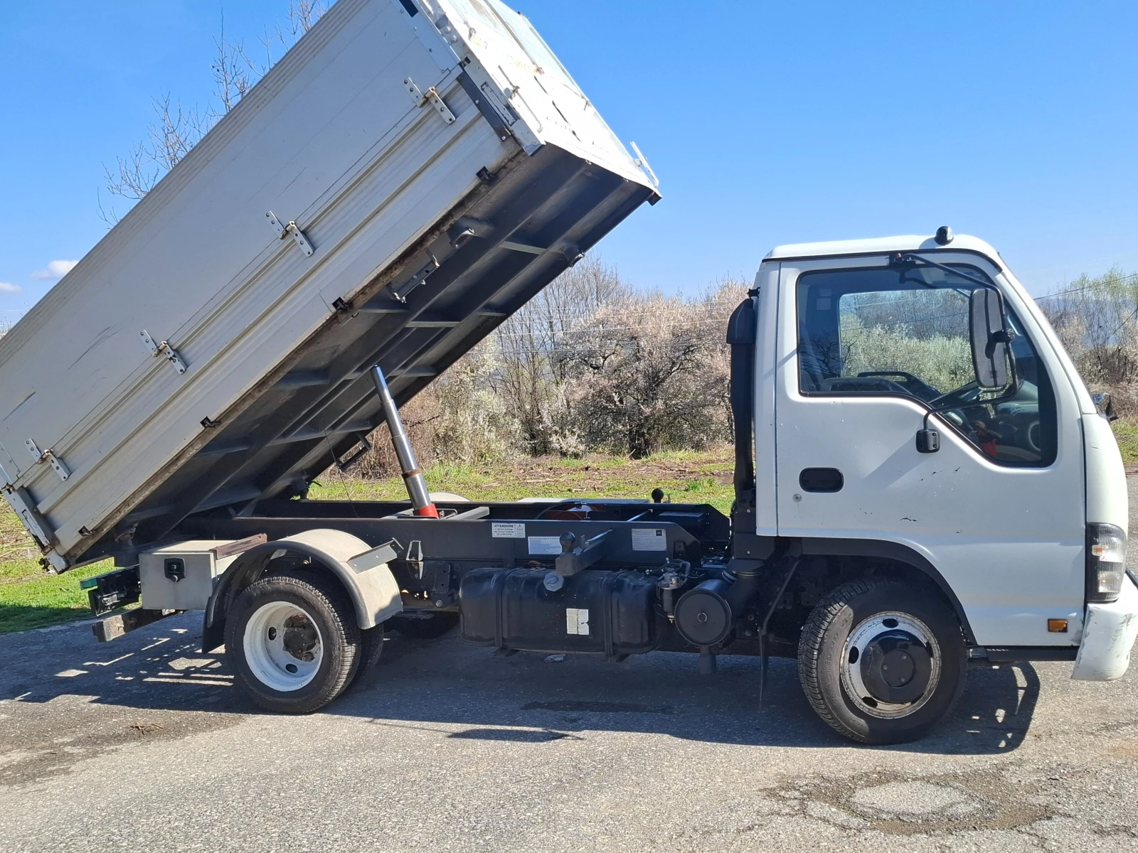 Isuzu Campo Самосвал 3.0 TDI, снимка 3 - Бусове и автобуси - 54099679