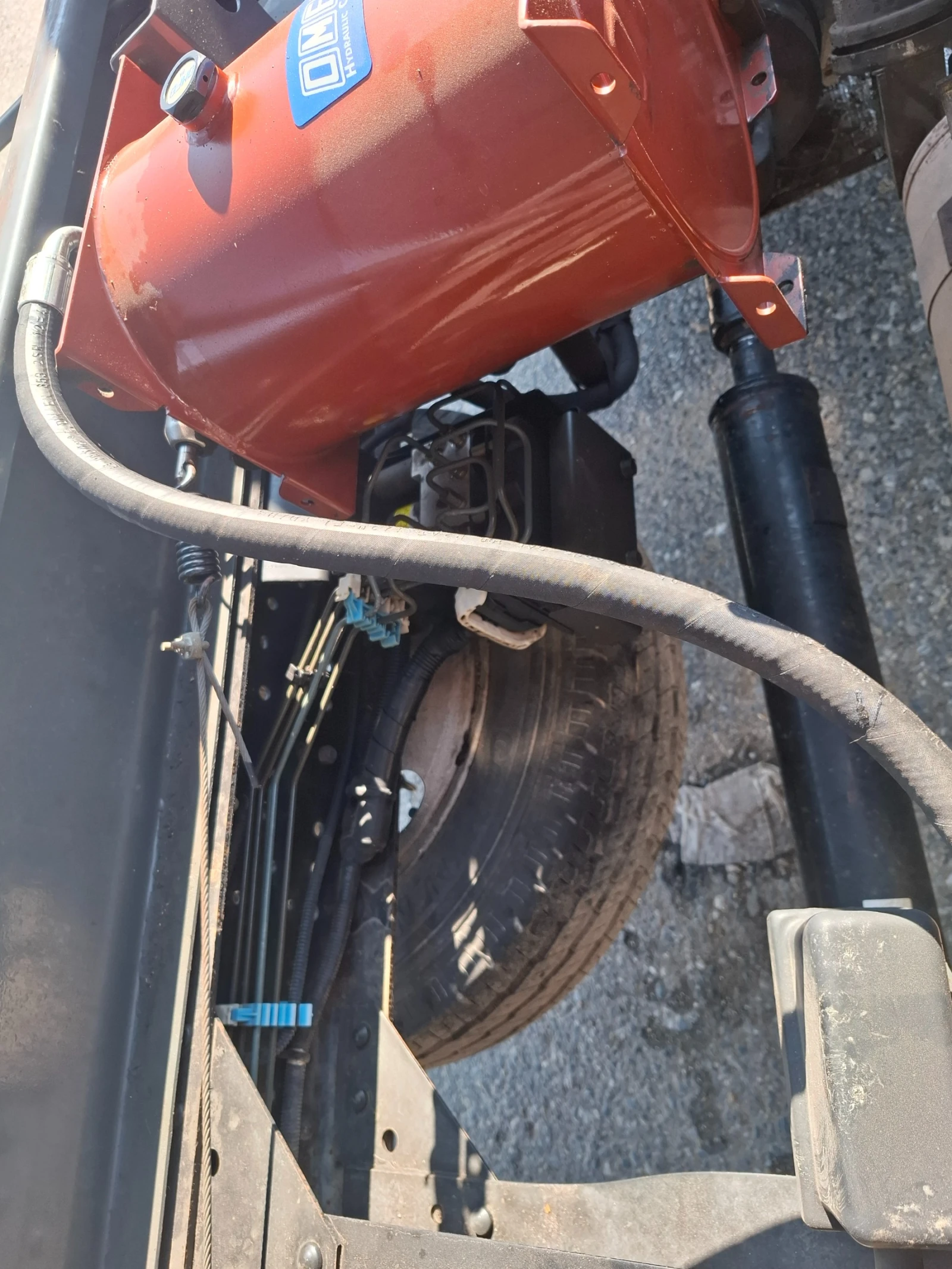 Isuzu Campo Самосвал 3.0 TDI, снимка 9 - Бусове и автобуси - 54099679