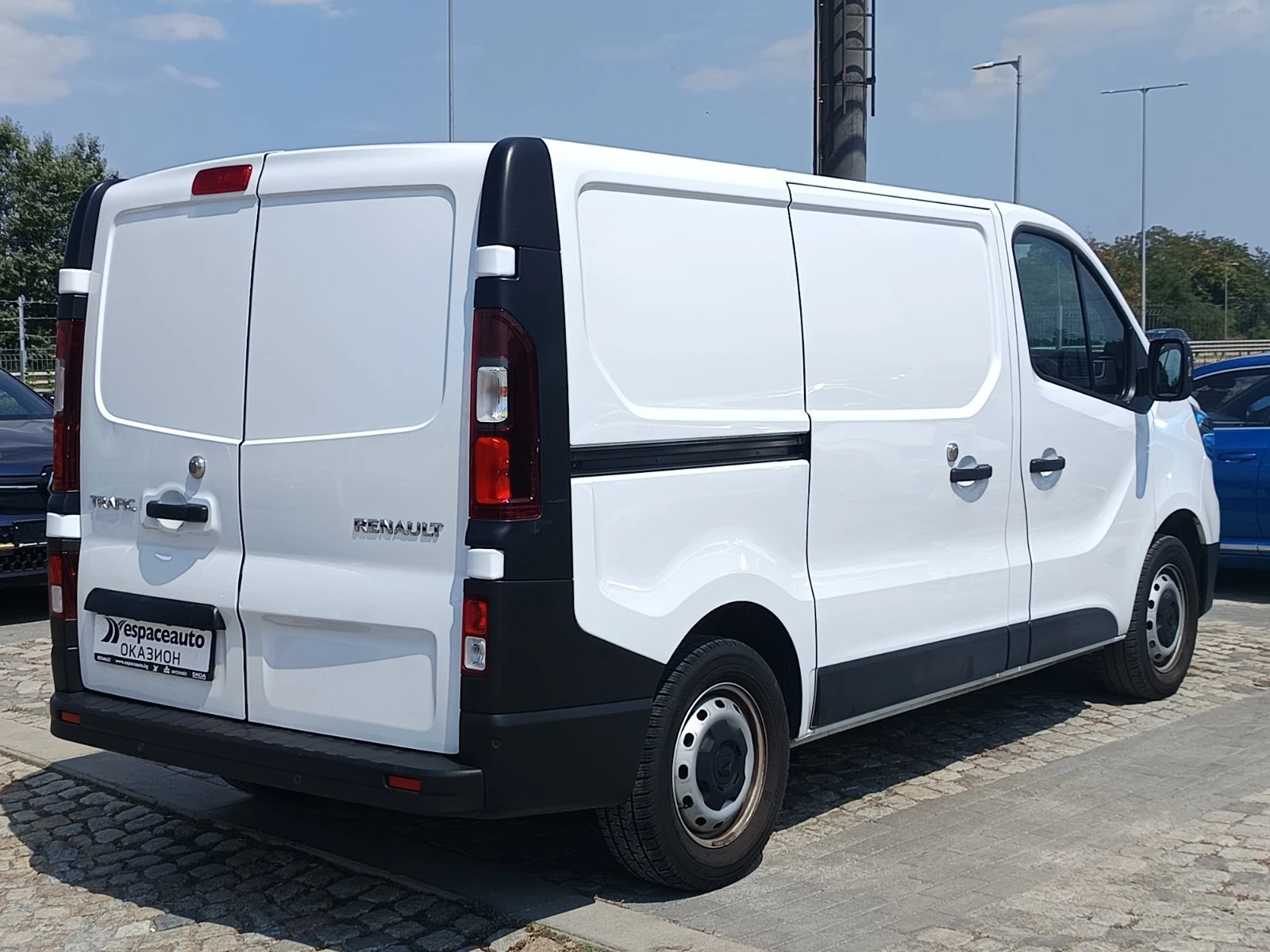 Renault Trafic 2.0dCi/ 110к.с., снимка 4 - Бусове и автобуси - 55725280
