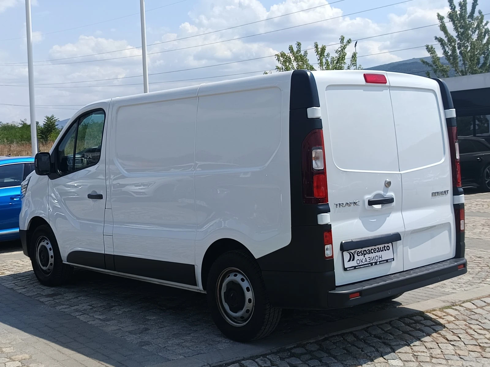Renault Trafic 2.0dCi/ 110к.с., снимка 6 - Бусове и автобуси - 55725280