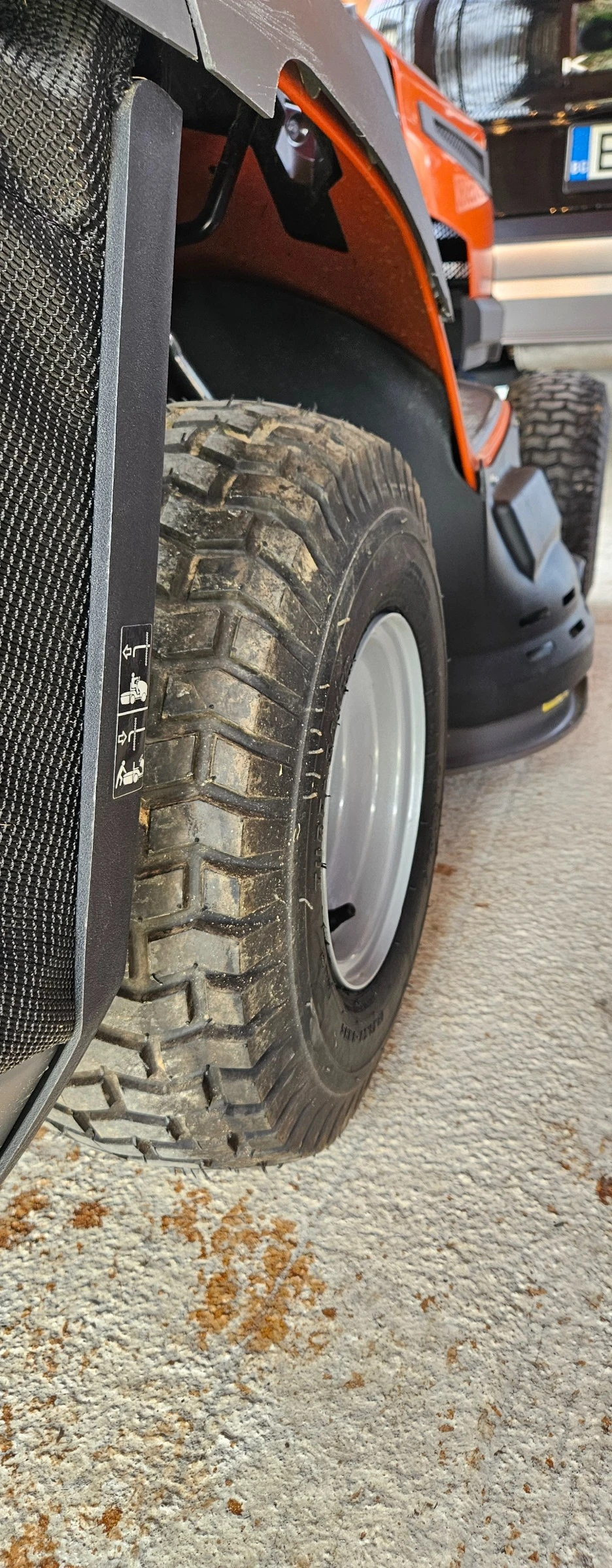 Трактор Друга марка Husqvarna TC 138L - изображение 5