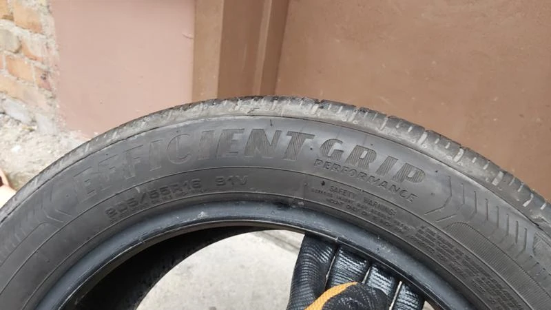 Гуми Летни 205/55R16, снимка 5 - Гуми и джанти - 27926675