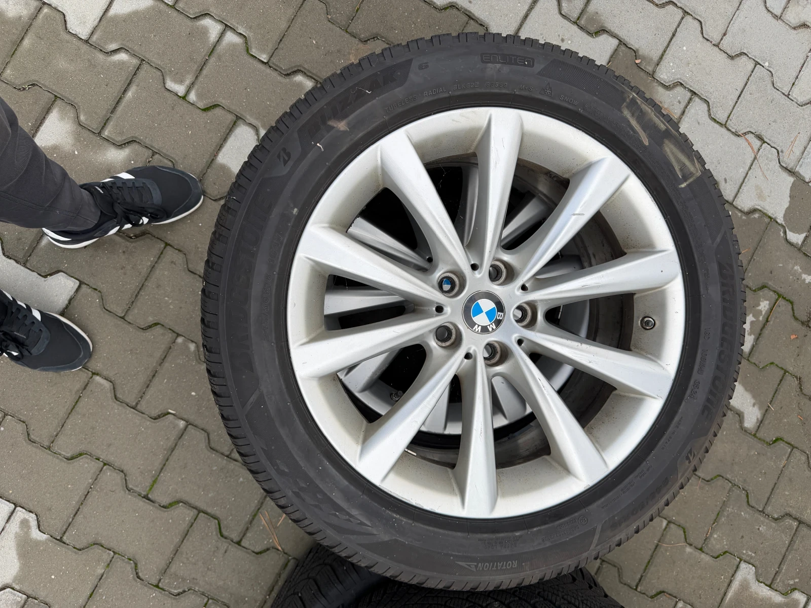 Гуми с джанти Bridgestone 245/50R18