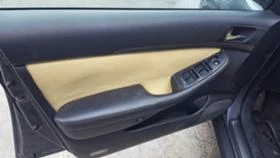 Toyota Avensis 2.0d4d-2.2D4D 3-БРОЯ, снимка 14