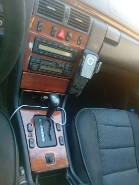 Mercedes-Benz E 300 3.0D, снимка 7
