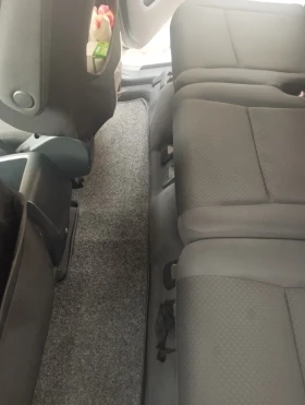 Toyota Corolla verso, снимка 8