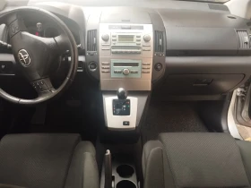 Toyota Corolla verso, снимка 10