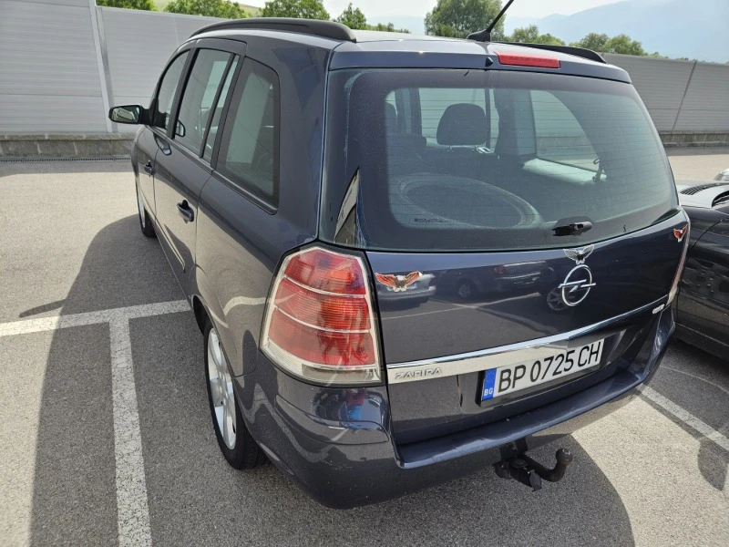 Opel Zafira 1.9 cdti, снимка 3 - Автомобили и джипове - 46621461