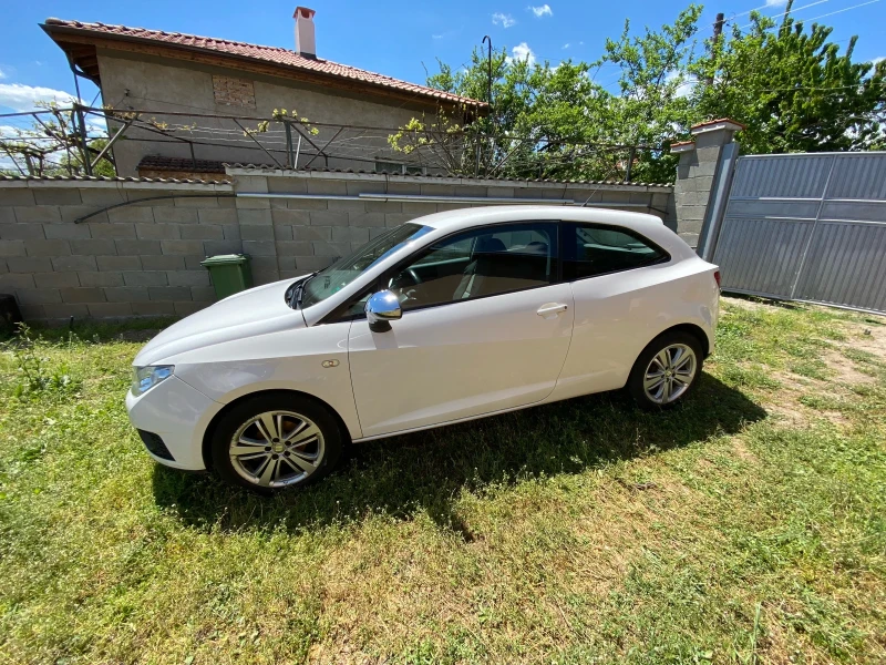 Seat Ibiza 1.4 +  газов инжекцион, снимка 6 - Автомобили и джипове - 47549226