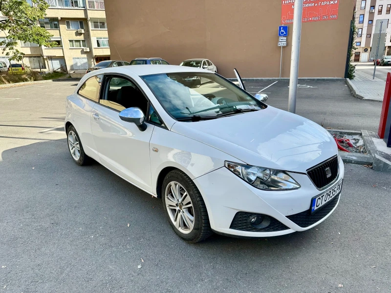 Seat Ibiza 1.4 +  газов инжекцион, снимка 1 - Автомобили и джипове - 47549226