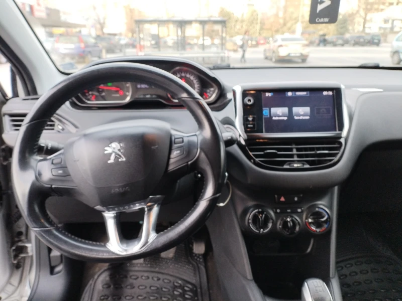 Peugeot 208 1, 4 HDI, снимка 10 - Автомобили и джипове - 48516488