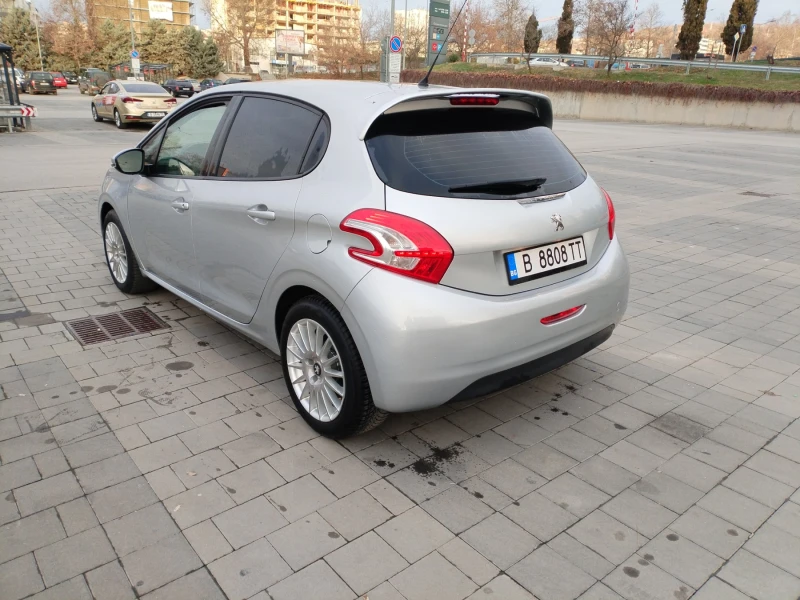 Peugeot 208 1, 4 HDI, снимка 4 - Автомобили и джипове - 48516488