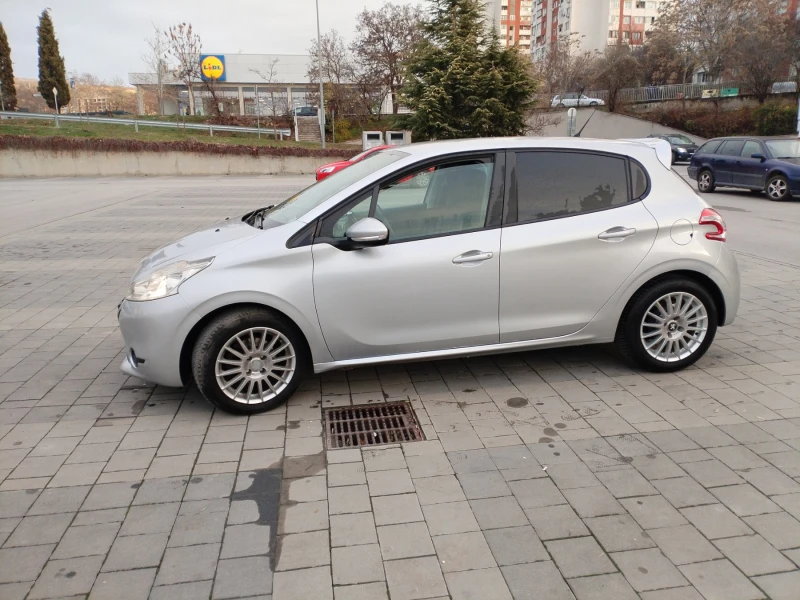 Peugeot 208 1, 4 HDI, снимка 6 - Автомобили и джипове - 48516488