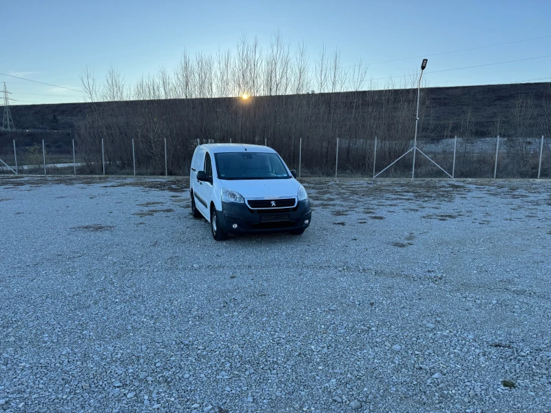 Peugeot Partner 1.6 BlueHDi Long, снимка 2 - Автомобили и джипове - 48525589