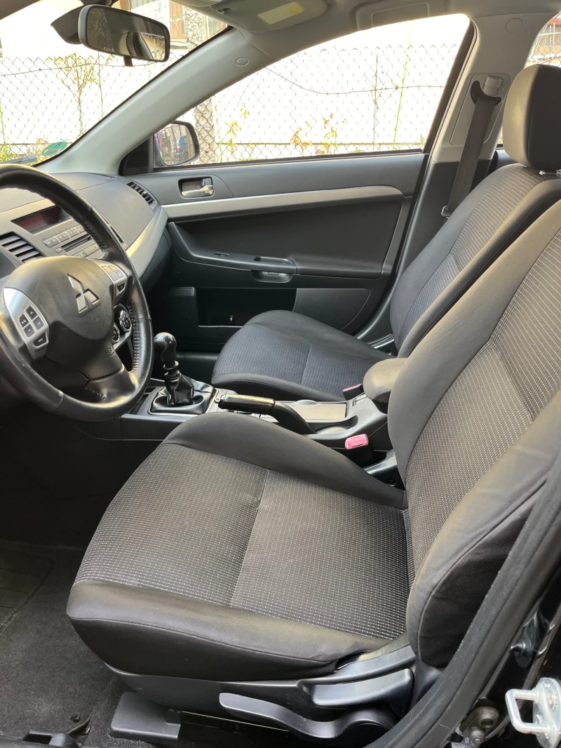 Mitsubishi Lancer 1.8 DI-D, снимка 13 - Автомобили и джипове - 48835290