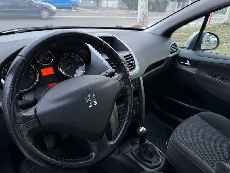 Peugeot 207 1.4 BENZIN AUSTRIA, снимка 9 - Автомобили и джипове - 51534735
